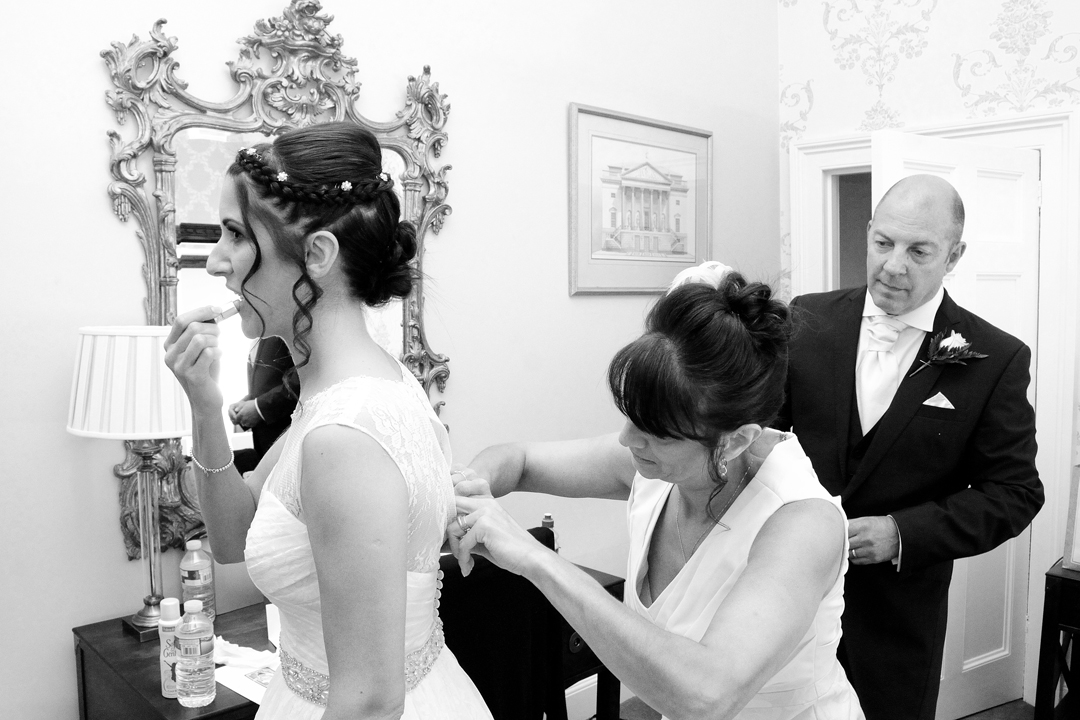 bride-getting-ready-photo-surrey